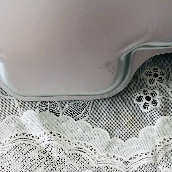 Wilton Haunted Pumpkin Cake Pan - Picture 8 of 9